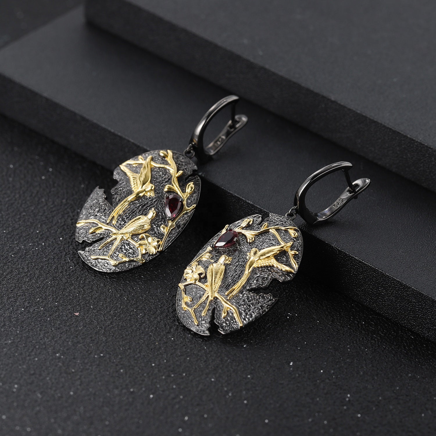 Aretes de aves con Granate Rodolita - Cherine Jewelry