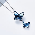 Collar de doble mariposa de Swarovski azul marino