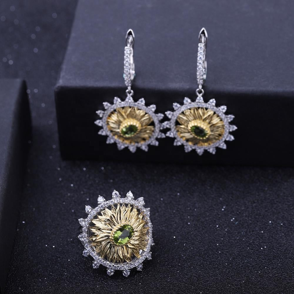 Anillo de flor con Peridoto - Cherine Jewelry